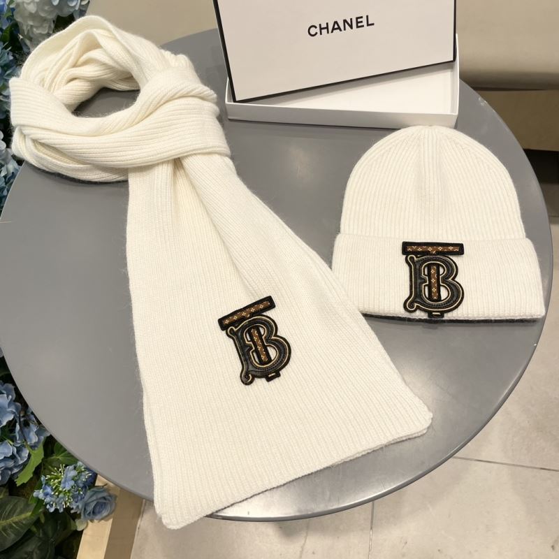 Burberry Caps Scarfs